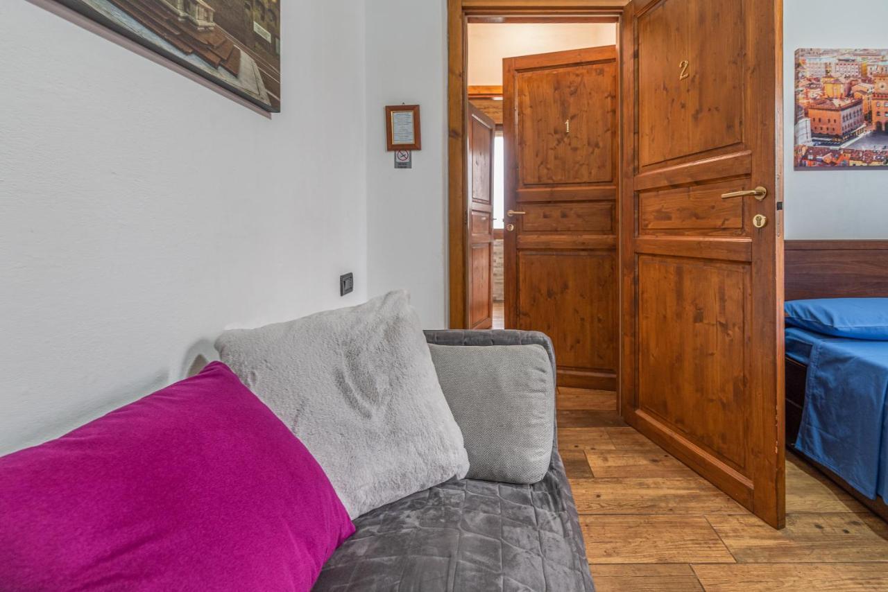 B&B Selvarossa Bologna Bagian luar foto